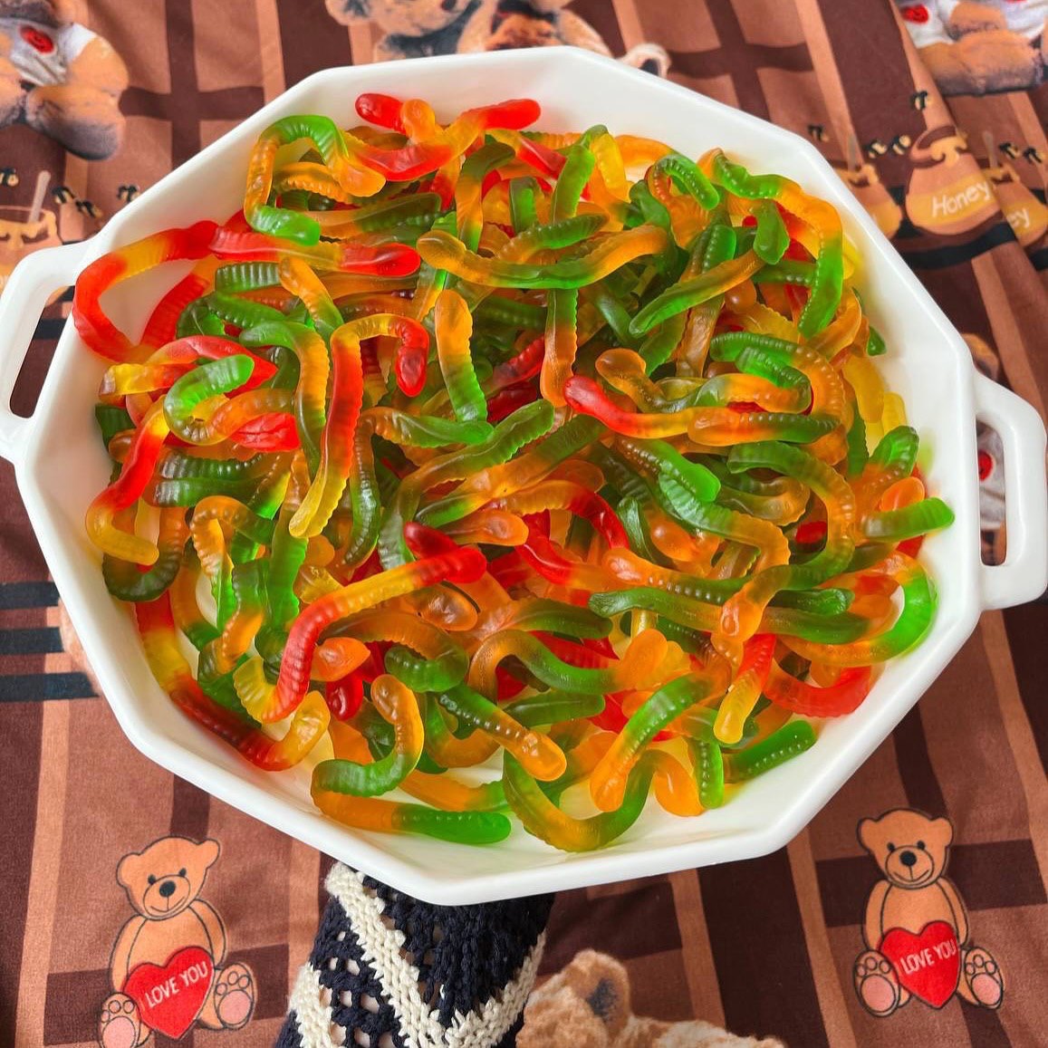پاستیل کرمی شفاف ببتو